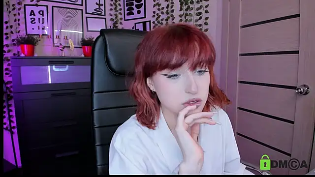 Snapshot of ElizaNik_ chatting on 15, 7, 2026 ElizaNik online show from 15, 7, 2026