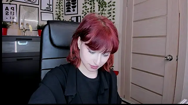 Snapshot of ElizaNik_ chatting on 8, 7, 2026 ElizaNik online show from 8, 7, 2026