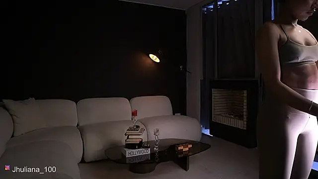 paulacora100 online show from 1, 4, 2026