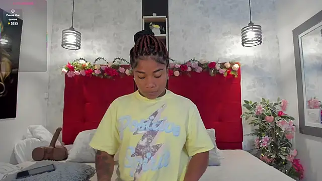 SilvannaFit online show from 3, 12, 2025