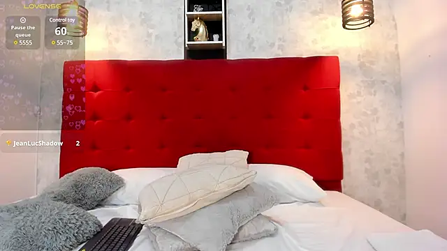 Snapshot of SilvannaFit chatting on 22, 3, 2025 SilvannaFit online show from 22, 3, 2025