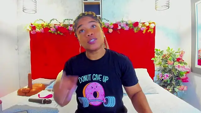 SilvannaFit online show from 5, 3, 2026