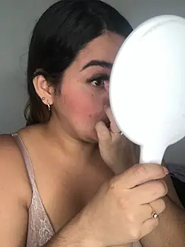 Amira  Fatima online show from 5, 3, 2025