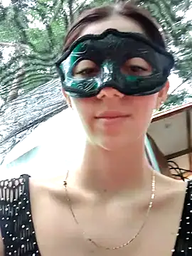 Estrella-Wicked online show from 8, 1, 2025