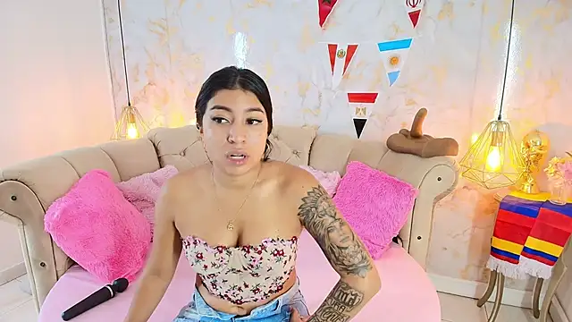 khloeblake online show from 23, 6, 2026