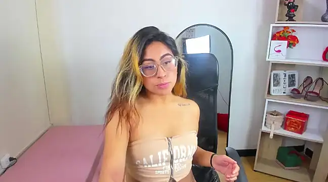 Snapshot of Freya_Miller_ chatting on 26, 2, 2025 Freya Miller online show from 26, 2, 2025