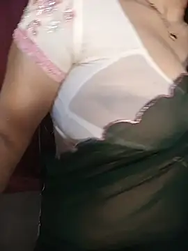 Snapshot of Sneha_gril chatting on 8, 7, 2026 Sneha gril online show from 8, 7, 2026