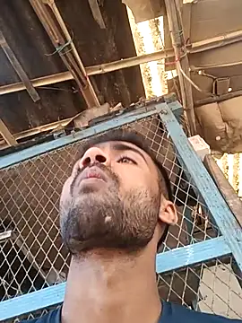 Skinny Bigass 23 online show from 5, 2, 2026