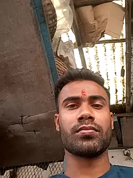 Skinny Bigass 23 online show from 25, 3, 2026