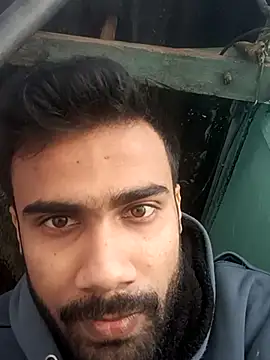 Skinny Bigass 23 online show from 18, 12, 2025