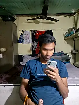 Skinny Bigass 23 online show from 7, 3, 2026