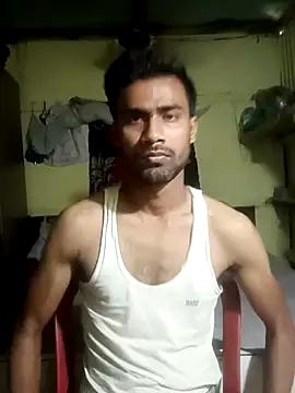 Skinny Bigass 23 online show from 11, 3, 2026