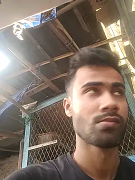 Skinny Bigass 23 online show from 30, 11, 2025