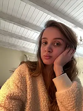 SofiaWaze online show from 13, 3, 2026