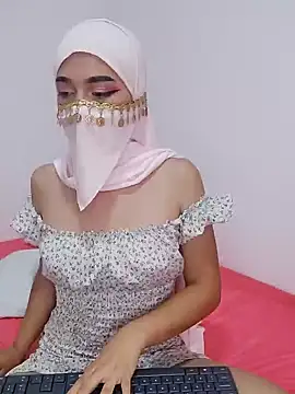 Snapshot of Aaliyah_Salma chatting on 1, 2, 2025 Aaliyah Salma online show from 1, 2, 2025