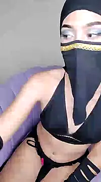 Snapshot of Aaliyah_Salma chatting on 10, 1, 2025 Aaliyah Salma online show from 10, 1, 2025