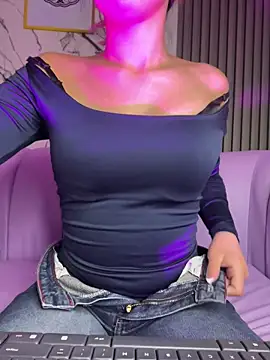 Aaliyah Salma online show from 27, 5, 2026