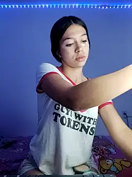 Snapshot of Aaliyah_Salma chatting on 11, 3, 2025 Aaliyah Salma online show from 11, 3, 2025