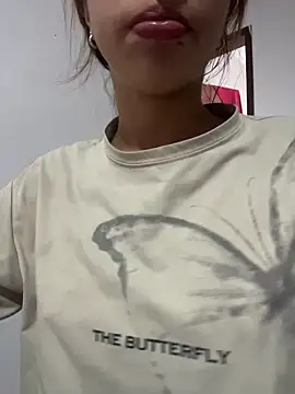 Aaliyah Salma online show from 13, 6, 2026