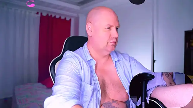 Snapshot of Julius-Dwayne chatting on 3, 12, 2024 Julius-Dwayne online show from 3, 12, 2024