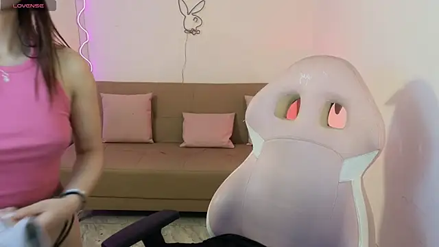 Foxy tay online show from 31, 12, 2024