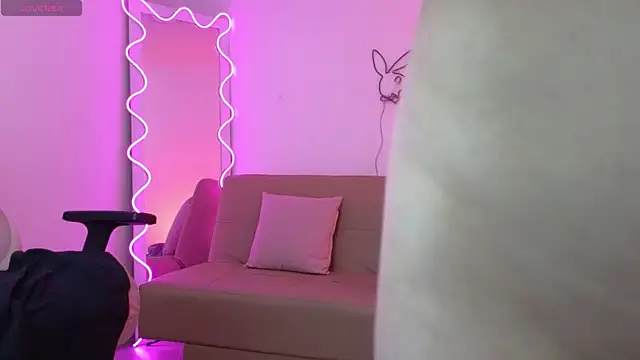 Foxy tay online show from 29, 12, 2024