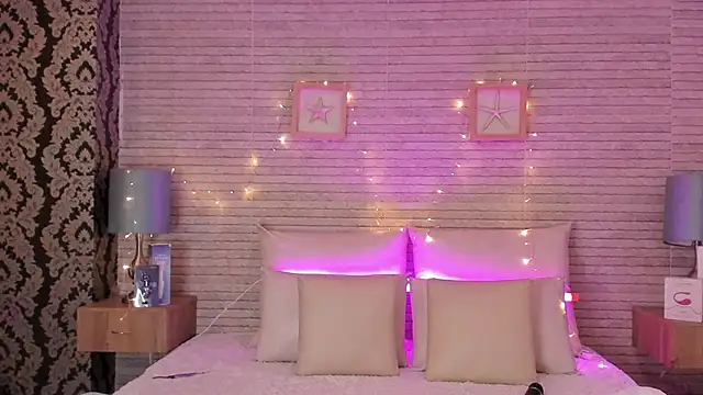 Snapshot of Catalinna_Thompson chatting on 7, 3, 2025 Catalinna Thompson online show from 7, 3, 2025