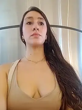 Snapshot of Catalinna_Thompson chatting on 5, 3, 2025 Catalinna Thompson online show from 5, 3, 2025