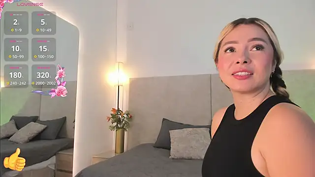 Snapshot of Saori_newman chatting on 11, 5, 2026 Saori newman online show from 11, 5, 2026