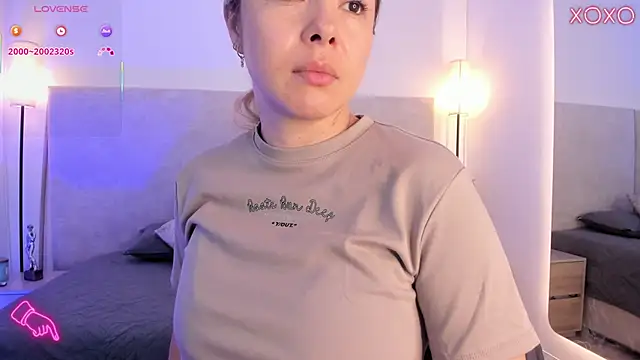 Saori newman online show from 22, 4, 2026