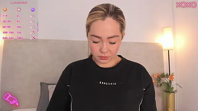 Saori newman online show from 28, 11, 2025