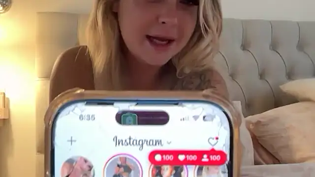 Snapshot of blairbella chatting on 5, 7, 2026 blairbella online show from 5, 7, 2026
