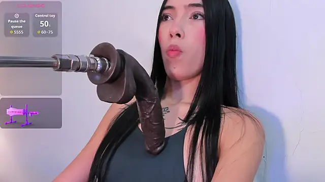 sexy mich 18 online show from 22, 4, 2026