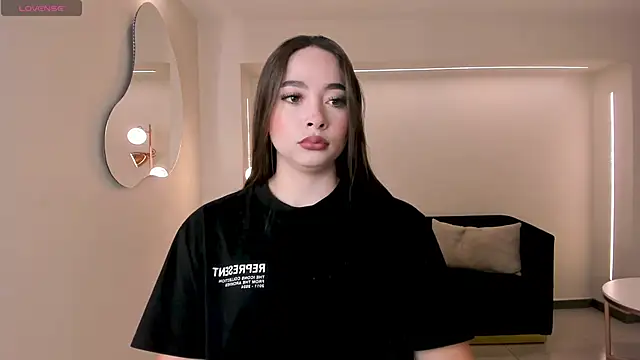 AlinaKravitz online show from 6, 3, 2026