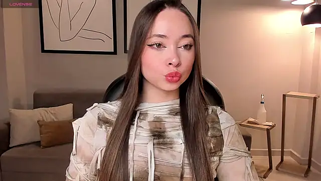 AlinaKravitz online show from 27, 10, 2025