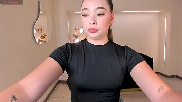 AlinaKravitz online show from 2, 3, 2026