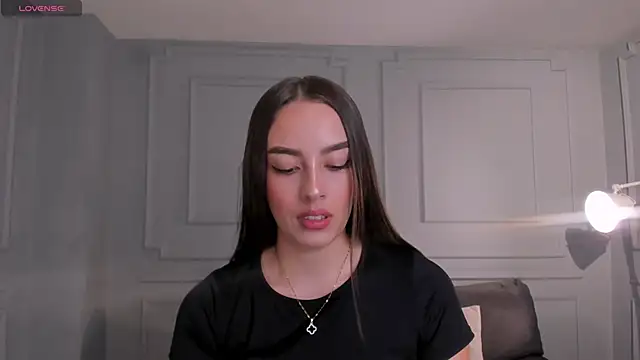 KaiaFerreira online show from 25, 2, 2026