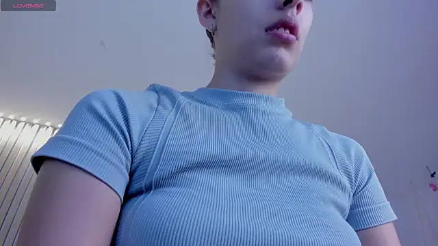 KaiaFerreira online show from 23, 11, 2025