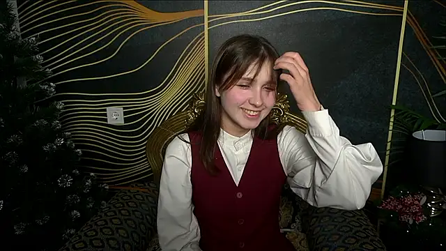 Snapshot of OpulentSiren chatting on 3, 12, 2024 OpulentSiren online show from 3, 12, 2024