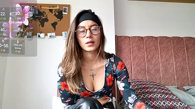 Emmy petit online show from 5, 2, 2026