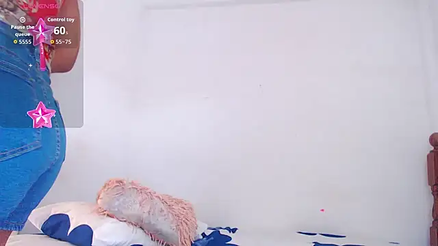 blondebitchlitle online show from 13, 7, 2026