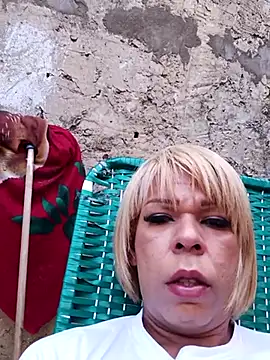 blondebitchlitle online show from 2, 3, 2025