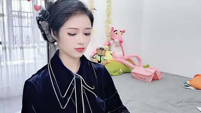 starsqimei online show from 19, 10, 2025