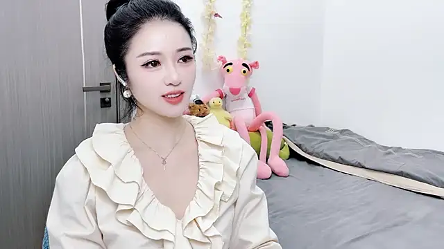 starsqimei online show from 24, 10, 2025