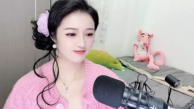 starsqimei online show from 5, 12, 2025