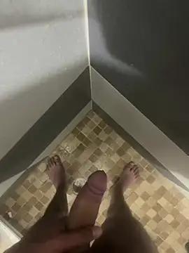 mylovetr1 online show from 10, 2, 2025