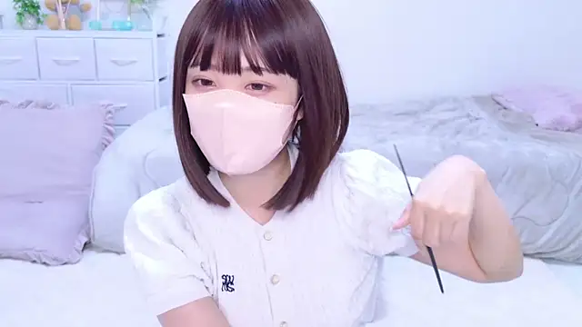 Snapshot of aki_zzz chatting on 7, 3, 2025 aki zzz online show from 7, 3, 2025