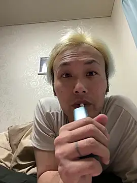 kouji8800 online show from 7, 3, 2025
