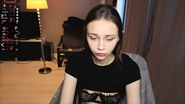 SweetLinaa online show from 22, 3, 2026