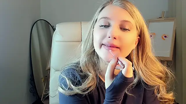 Snapshot of Evacadooo chatting on 30, 1, 2025 Evacadooo online show from 30, 1, 2025